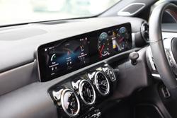 2019 MERCEDES-BENZ
                A180 2019 MERCEDES-BENZ A180  7 SP AUTO DUAL CLUTCH 4D SEDAN T4 