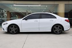 2019 MERCEDES-BENZ
                A180 2019 MERCEDES-BENZ A180  7 SP AUTO DUAL CLUTCH 4D SEDAN T4 