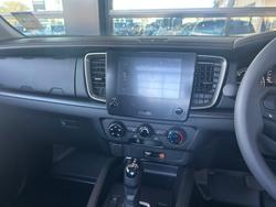 2025 Mazda BT-50 XS