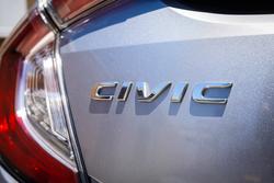 2018 HONDA CIVIC VTi-S