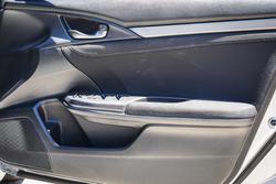 2018 HONDA CIVIC VTi-S