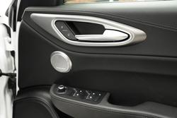 2023 Alfa Romeo Giulia Veloce