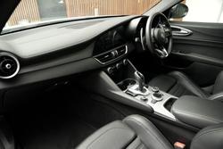 2023 Alfa Romeo Giulia Veloce