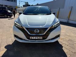 2022 Nissan LEAF ZE1