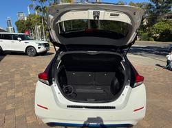 2022 Nissan LEAF ZE1