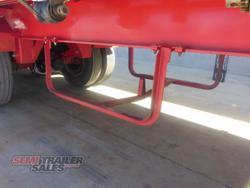 1999 Freighter 48FT Flat Top