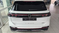 2026 VOLKSWAGEN Tiguan R-LINE