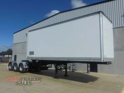 Southern Cross 12 Pallet Rollback Pantech A Trailer