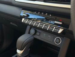 2026 Nissan Navara ST-X
