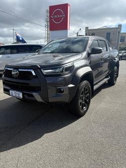 2022 Toyota Hilux Rogue (4x4)