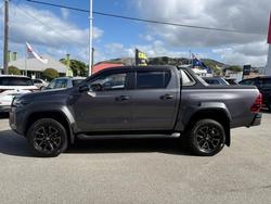 2022 Toyota Hilux Rogue (4x4)