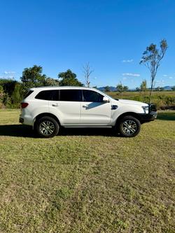 2018 FORD EVEREST TREND