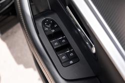 2024 Mazda CX-90 G50e GT