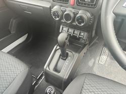 2025 SUZUKI Jimny GLX