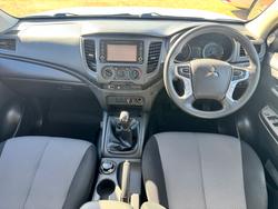 2021 MITSUBISHI Triton GLX