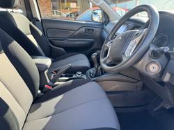 2021 MITSUBISHI Triton GLX