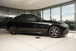 2021 Alfa Romeo Giulia Sport