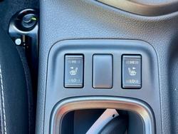 2025 NISSAN NP300 NAVARA PRO-4X