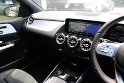 2020 MERCEDES-BENZ B180