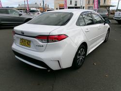 2019 Toyota Corolla Sedan Hybrid Ascent Sport