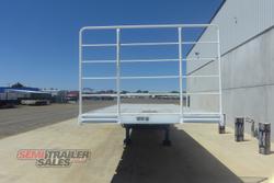 2005 Barker 12 Pallet Flat Top A Trailer