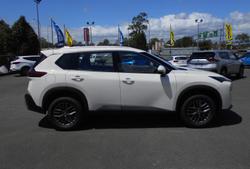 2025 Nissan X-TRAIL ST