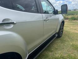 2019 ISUZU MU-X LS-T