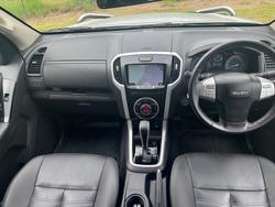 2019 ISUZU MU-X LS-T