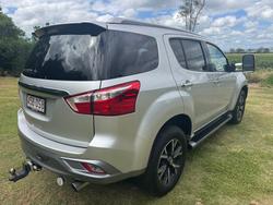 2019 ISUZU MU-X LS-T