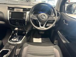 2024 NISSAN NP300 NAVARA ST-X