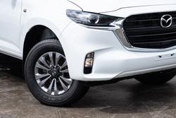 2024 Mazda BT-50 XT