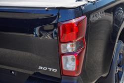 2025 Isuzu D-MAX X-RIDER