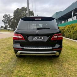 2015 Mercedes-Benz
M-Class ML350 BlueTEC
