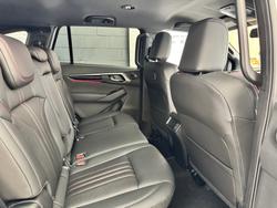 2026 ISUZU MU-X XT