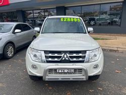 2012 MITSUBISHI PAJERO PLATINUM 2