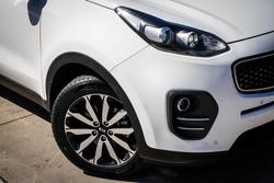 2018 KIA
SPORTAGE Si PREMIUM (FWD)