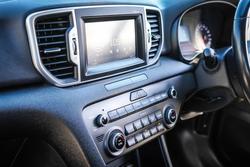2018 KIA
SPORTAGE Si PREMIUM (FWD)