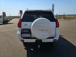 2021 Toyota Prado DSL WGN AT GXL Glacier White