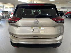 2025 NISSAN T33 TI-L