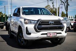 2023 Toyota HILUX SR