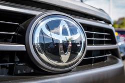 2023 Toyota HILUX SR