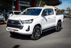 2023 Toyota HILUX SR