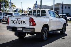 2023 Toyota HILUX SR