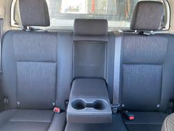 2017 TOYOTA HILUX SR (4x4)