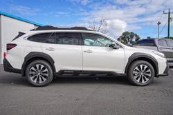 2025 Subaru Outback AWD Touring XT