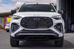 2026 Isuzu MU-X X-TERRAIN