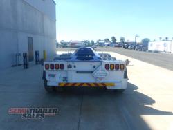 2005 Barker 40FT Skel