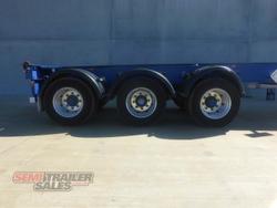 2005 Barker 40FT Skel