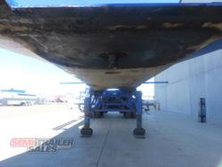 2005 Barker 40FT Skel