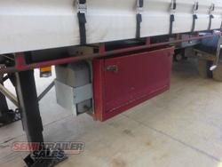 2001 Maxitrans 12 Pallet Curtainsider A Trailer